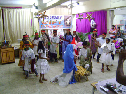 all-faith-carol-singing-contest-3